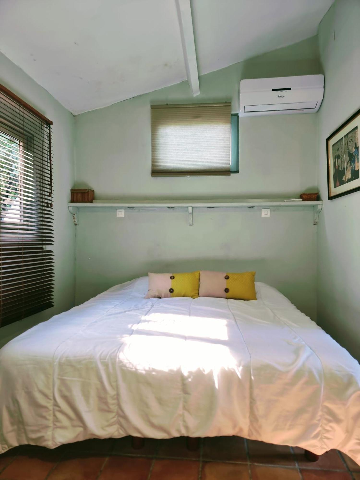 Apartamento Pousterle De Sabran - Piscine & Hammam Habitación foto
