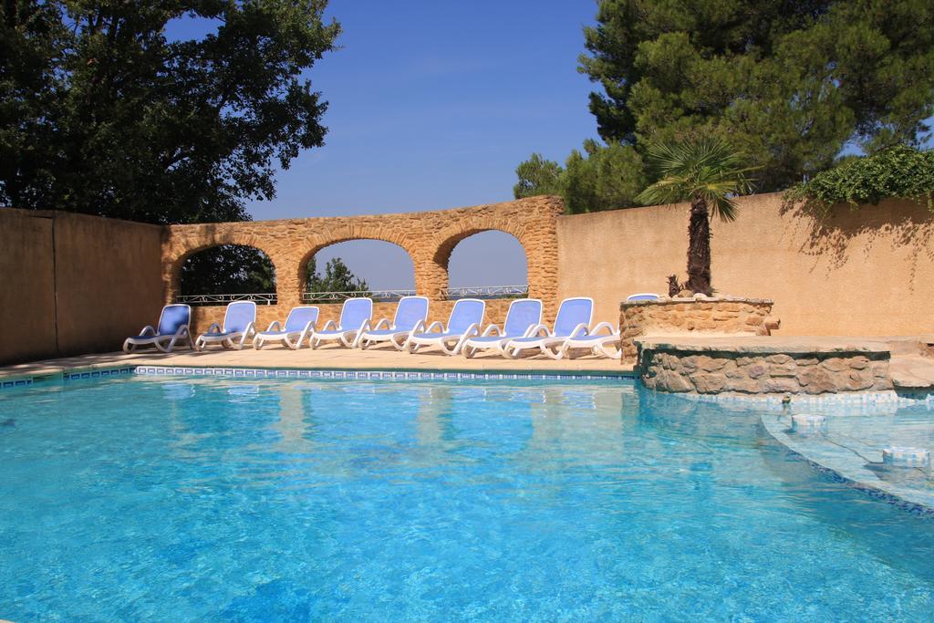 Apartamento Pousterle De Sabran - Piscine & Hammam Exterior foto