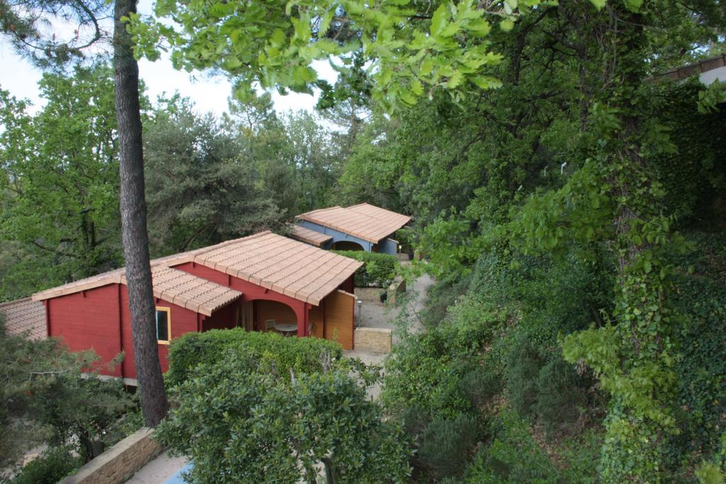 Apartamento Pousterle De Sabran - Piscine & Hammam Exterior foto